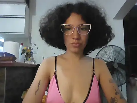 loliporomero online show from 10.04.25