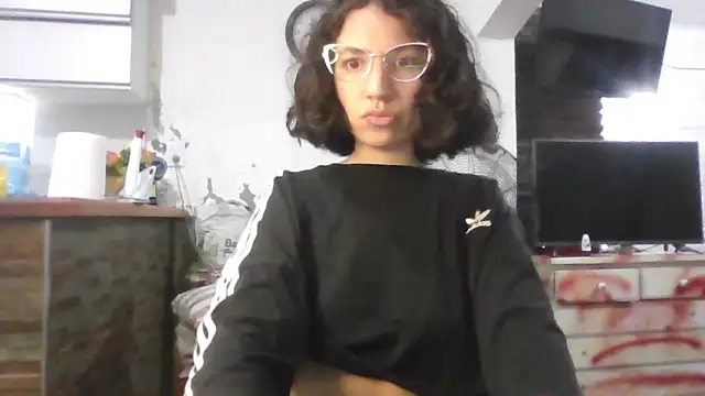 loliporomero online show from 11.05.25