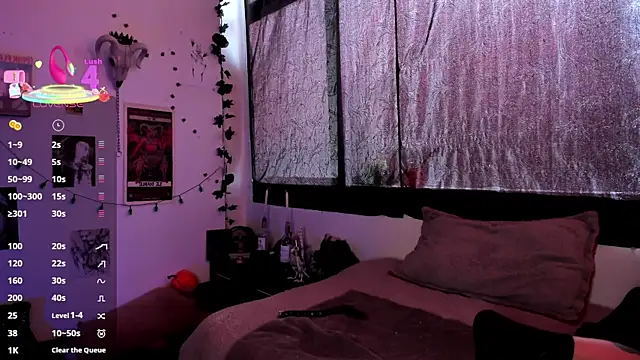 kattusauruss online show from 10.16.25