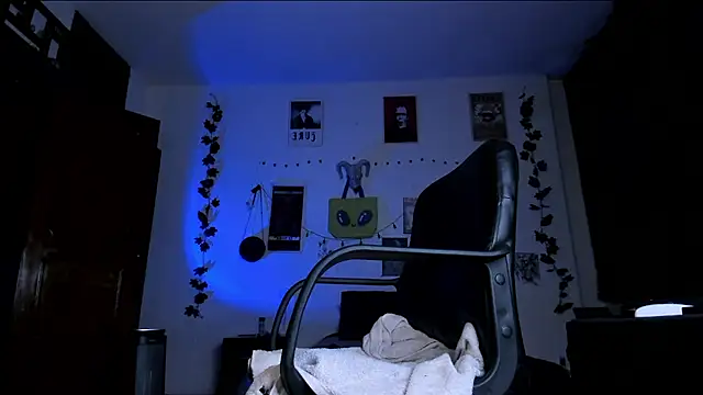 kattusauruss online show from 02.12.26