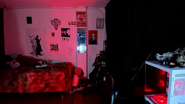 kattusauruss online show from 07.24.26