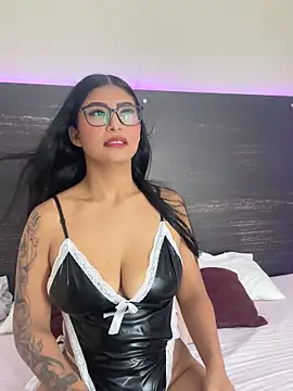 daphnevans online show from 09.10.25