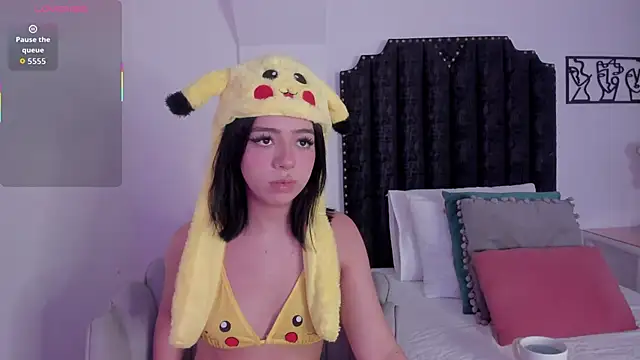 Cassie66  online show from 11.18.25