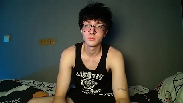 Snapshot of 8goat chatting on 10.29.25 8goat online show from 10.29.25