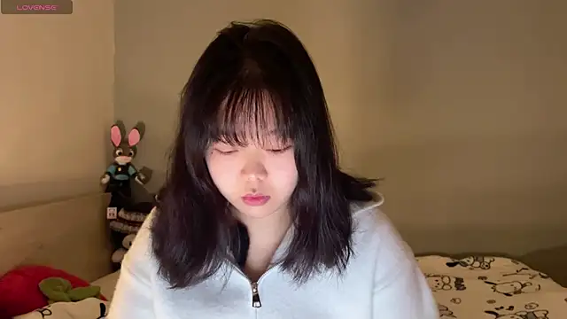 Kittenfishing online show from 10.30.25