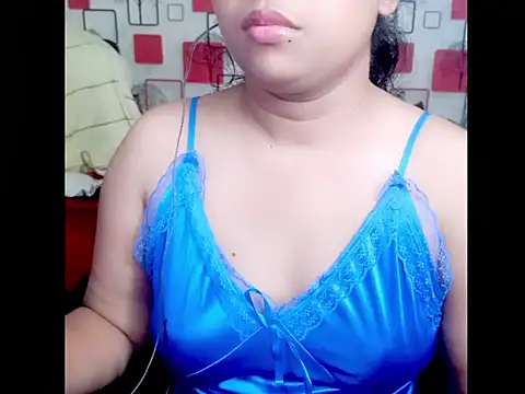 Snapshot of LushVamp chatting on 09.16.25 LushVamp online show from 09.16.25