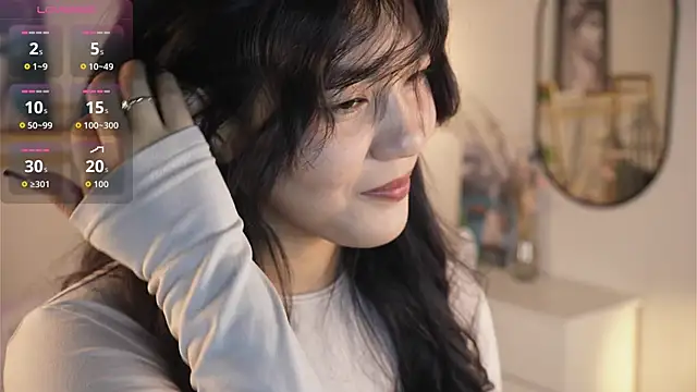 MoiraEger online show from 09.17.25