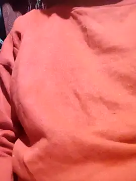 Snapshot of LOVE-VT chatting on 11.10.25 LOVE-VT online show from 11.10.25