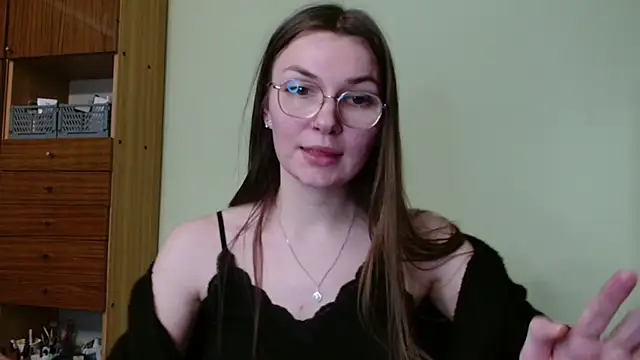 LooveELLYx online show from 01.16.25