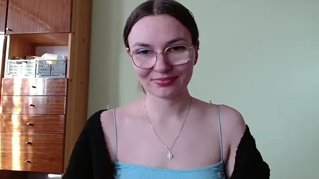 LooveELLYx online show from 02.19.26