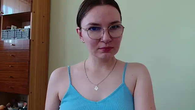 LooveELLYx online show from 07.09.26