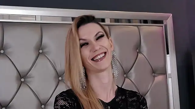 MayaHale online show from 03.19.26