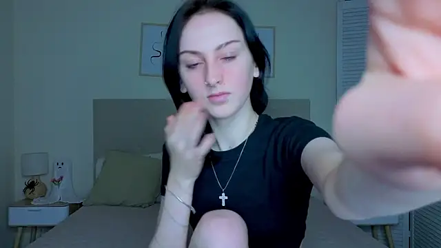 Little moly999 online show from 12.15.25