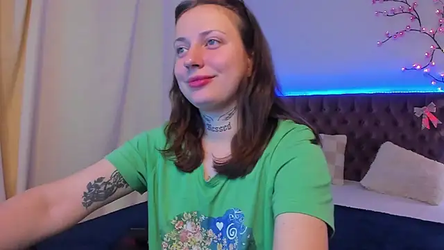 LilaVame online show from 10.19.25