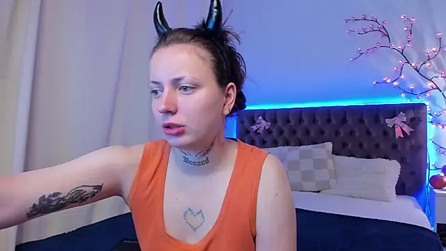 LilaVame online show from 10.31.25