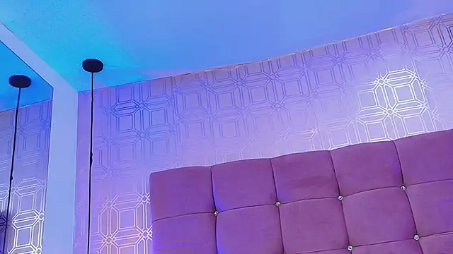 LexieBloom online show from 11.14.25