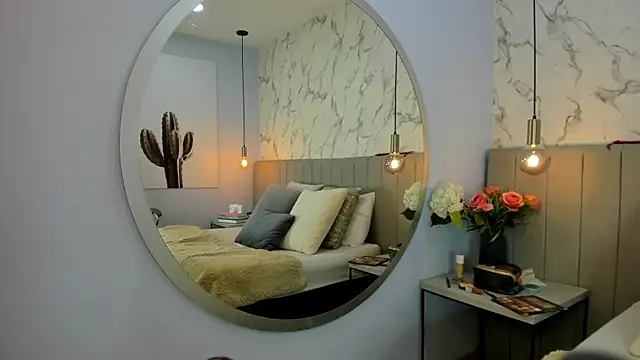 Karlla Brown online show from 11.16.25