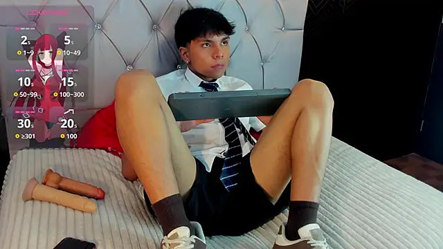Snapshot of Thiago_Kozak chatting on 09.18.25 Thiago Kozak online show from 09.18.25