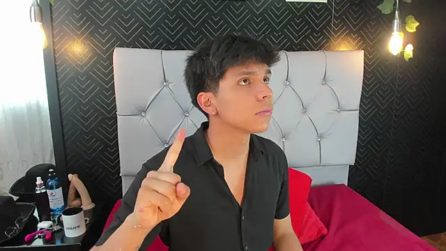 Thiago Kozak online show from 10.30.25