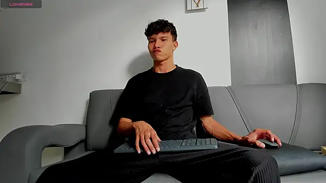 2Amateur Guys online show from 02.05.26