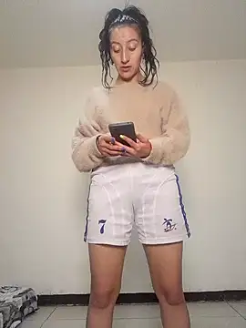 Oriana111 online show from 10.26.25