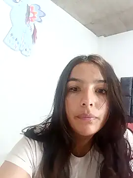 Esmeraldaa- online show from 12.20.25