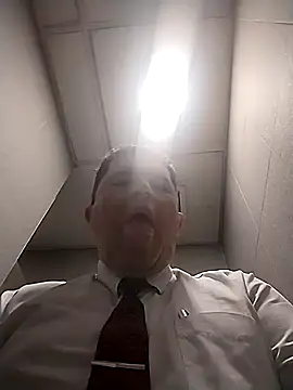 Snapshot of BigCristh79 chatting on 09.10.25 BigCristh79 online show from 09.10.25