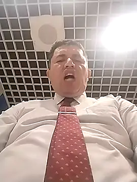 Snapshot of BigCristh79 chatting on 10.03.25 BigCristh79 online show from 10.03.25