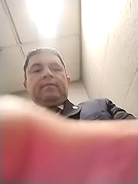 BigCristh79 online show from 12.13.25