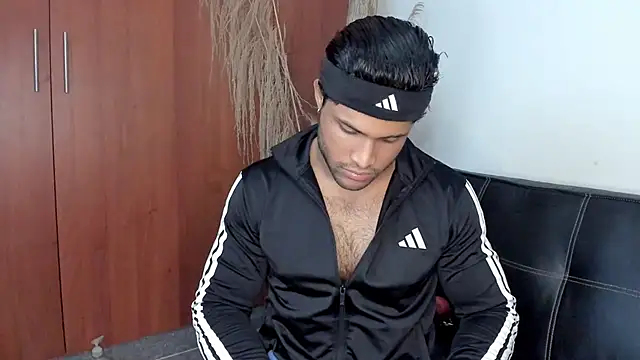 Snapshot of Evansdark1 chatting on 11.28.25 Evansdark1 online show from 11.28.25