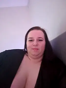 Snapshot of Curvaceouscarla chatting on 01.15.26 Curvaceouscarla online show from 01.15.26
