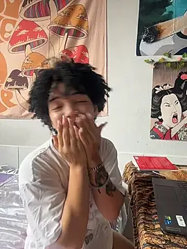 CamillyBlum online show from 12.03.25