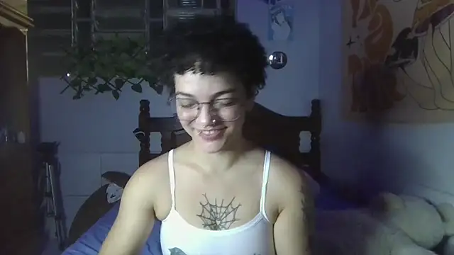 Snapshot of CamillyBlum chatting on 04.10.26 CamillyBlum online show from 04.10.26