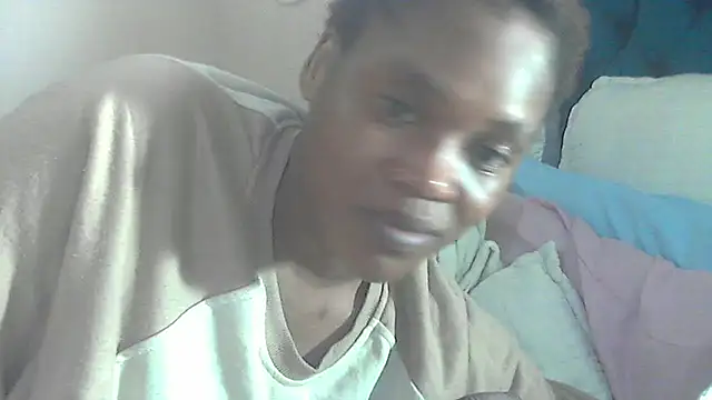 Snapshot of sexythae32 chatting on 11.11.25 sexythae32 online show from 11.11.25