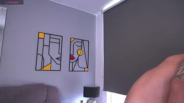 tyler muscle1 online show from 11.21.25