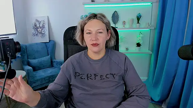 NinaStarle online show from 09.27.25