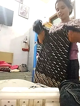 JHILMIL online show from 09.23.25