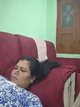 Snapshot of tamilaruvi chatting on 05.20.26 tamilaruvi online show from 05.20.26