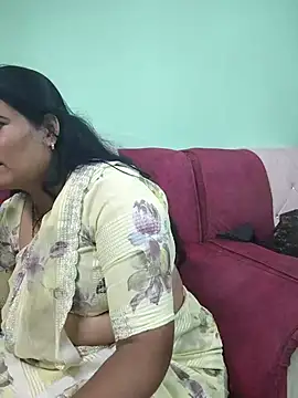 Snapshot of tamilaruvi chatting on 07.07.26 tamilaruvi online show from 07.07.26