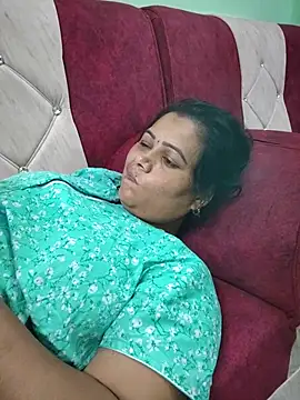 Snapshot of tamilaruvi chatting on 07.14.26 tamilaruvi online show from 07.14.26