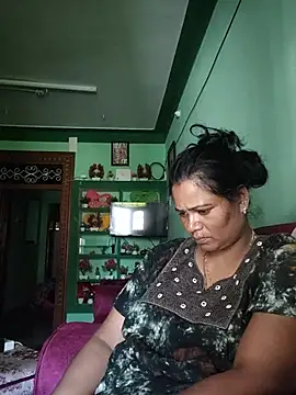 Snapshot of tamilaruvi chatting on 07.15.26 tamilaruvi online show from 07.15.26