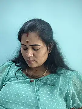 Snapshot of tamilaruvi chatting on 07.26.26 tamilaruvi online show from 07.26.26