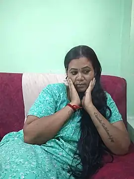 Snapshot of tamilaruvi chatting on 07.27.26 tamilaruvi online show from 07.27.26