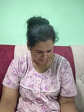 Snapshot of tamilaruvi chatting on 07.30.26 tamilaruvi online show from 07.30.26