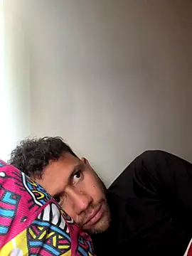 Snapshot of Michaell_Spinelly chatting on 09.11.25 Michaell Spinelly online show from 09.11.25