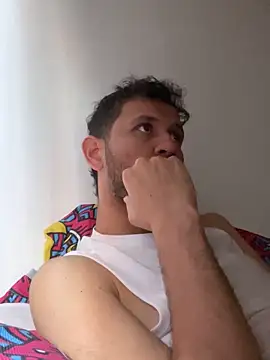 Snapshot of Michaell_Spinelly chatting on 09.15.25 Michaell Spinelly online show from 09.15.25