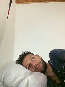 Snapshot of Michaell_Spinelly chatting on 09.23.25 Michaell Spinelly online show from 09.23.25