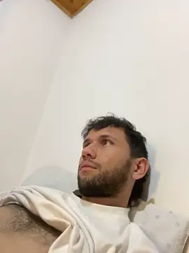 Snapshot of Michaell_Spinelly chatting on 09.25.25 Michaell Spinelly online show from 09.25.25