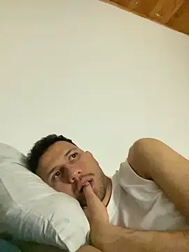 Snapshot of Michaell_Spinelly chatting on 10.02.25 Michaell Spinelly online show from 10.02.25