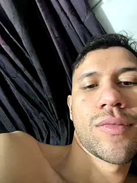 Snapshot of Michaell_Spinelly chatting on 11.07.25 Michaell Spinelly online show from 11.07.25